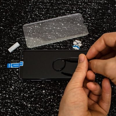 straken-protektor-za-tsyal-ekran-za-samsung-s-uv-lampa-postavyane-4 straken-protektor-za-tsyal-ekran-za-samsung-s-uv-lampa-postavyane-4