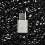 Prehodnik-ot-Type-C-kam-Micro-USB-byal-TopCase-1