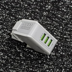 Зарядно 220V LDNIO Travel Charger 3.4A, 3 USB порта, Бяло - imagine 3