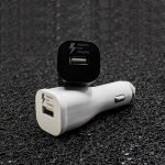 zaryadno-za-kola-12v-încărcare-rapidă-2-1a-1-port-usb-obshta-topcase-1