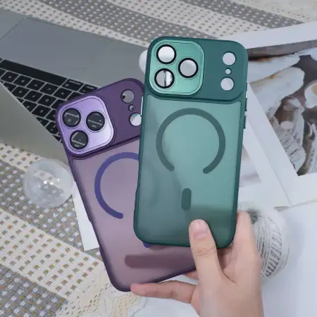 Echipa Topcase este conștientă de cât de valoros este telefonul mobil pentru tine. De aceea, ne-am propus să oferim o protecție maximă și completă pentru telefonul tău. De asemenea, știm că, cu cât îl lași mai mult timp neprotejat, cu atât este mai mare riscul de spargere sau accidentare. De aceea, ne străduim să livrăm fiecare livrare în cel mai scurt timp posibil.