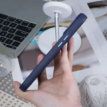 Echipa Topcase este conștientă de cât de valoros este telefonul mobil pentru tine. De aceea, ne-am propus să oferim o protecție maximă și completă pentru telefonul tău. De asemenea, știm că, cu cât îl lași mai mult timp neprotejat, cu atât este mai mare riscul de spargere sau accidentare. De aceea, ne străduim să livrăm fiecare livrare în cel mai scurt timp posibil.